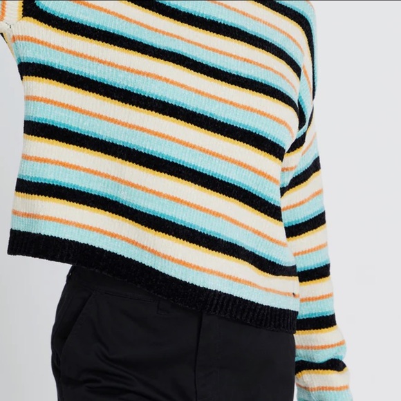 NEW Volcom Bubble Tease Chenille Sweater - Picture 5 of 10